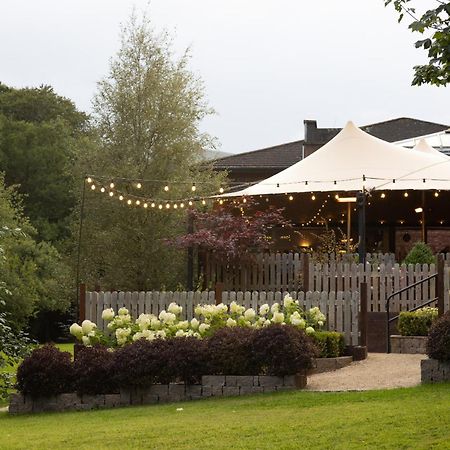 The Lodge At Woodenbridge 애클로 외부 사진