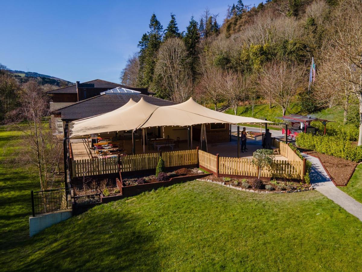 The Lodge At Woodenbridge 애클로 외부 사진