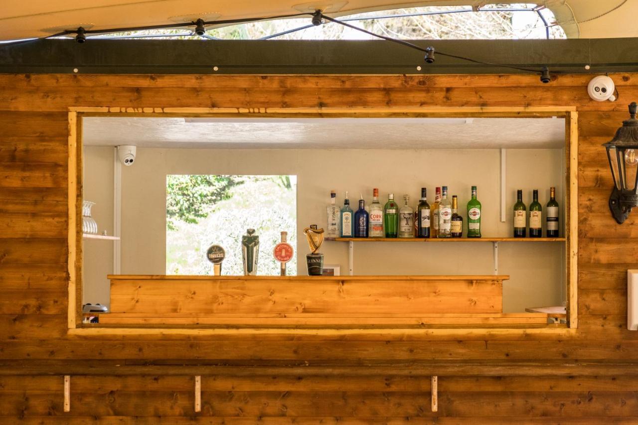 The Lodge At Woodenbridge 애클로 외부 사진