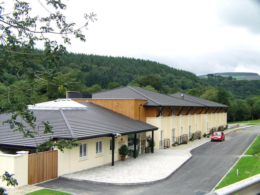 The Lodge At Woodenbridge 애클로 외부 사진